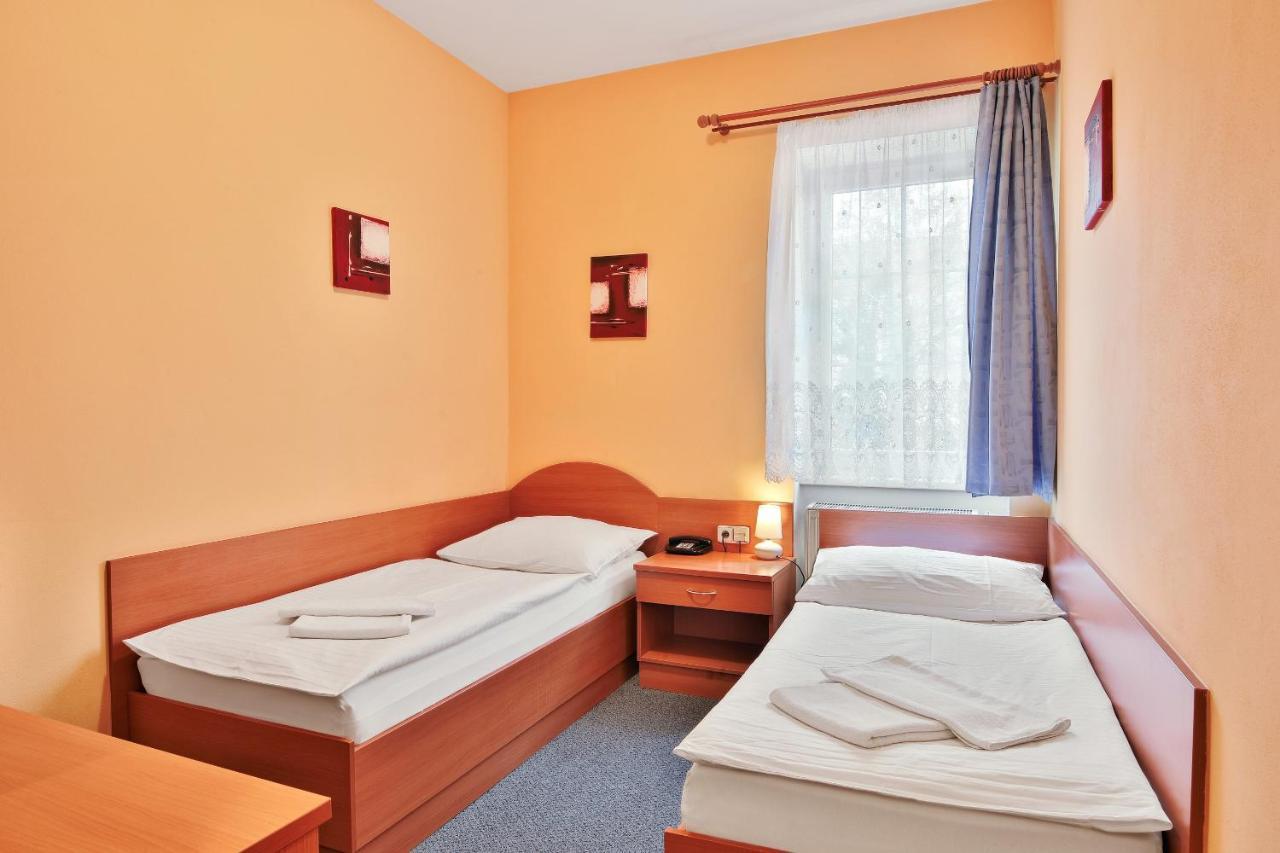 פראג Attic Hotel מראה חיצוני תמונה
